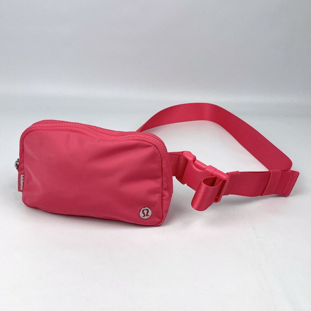 Lululemon Everywhere Belt Bag 1L Adjustable Fanny Pack Waist Bag Sonic Pink